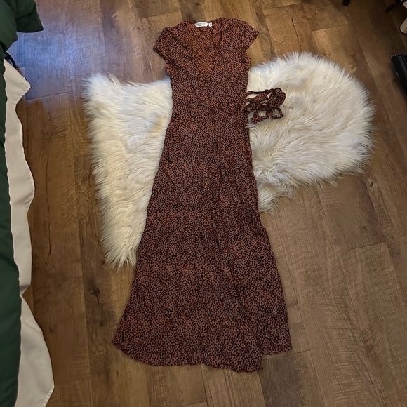 & OTHER STORIES Leo Midi Wrap Dress - Picture 4 of 6
